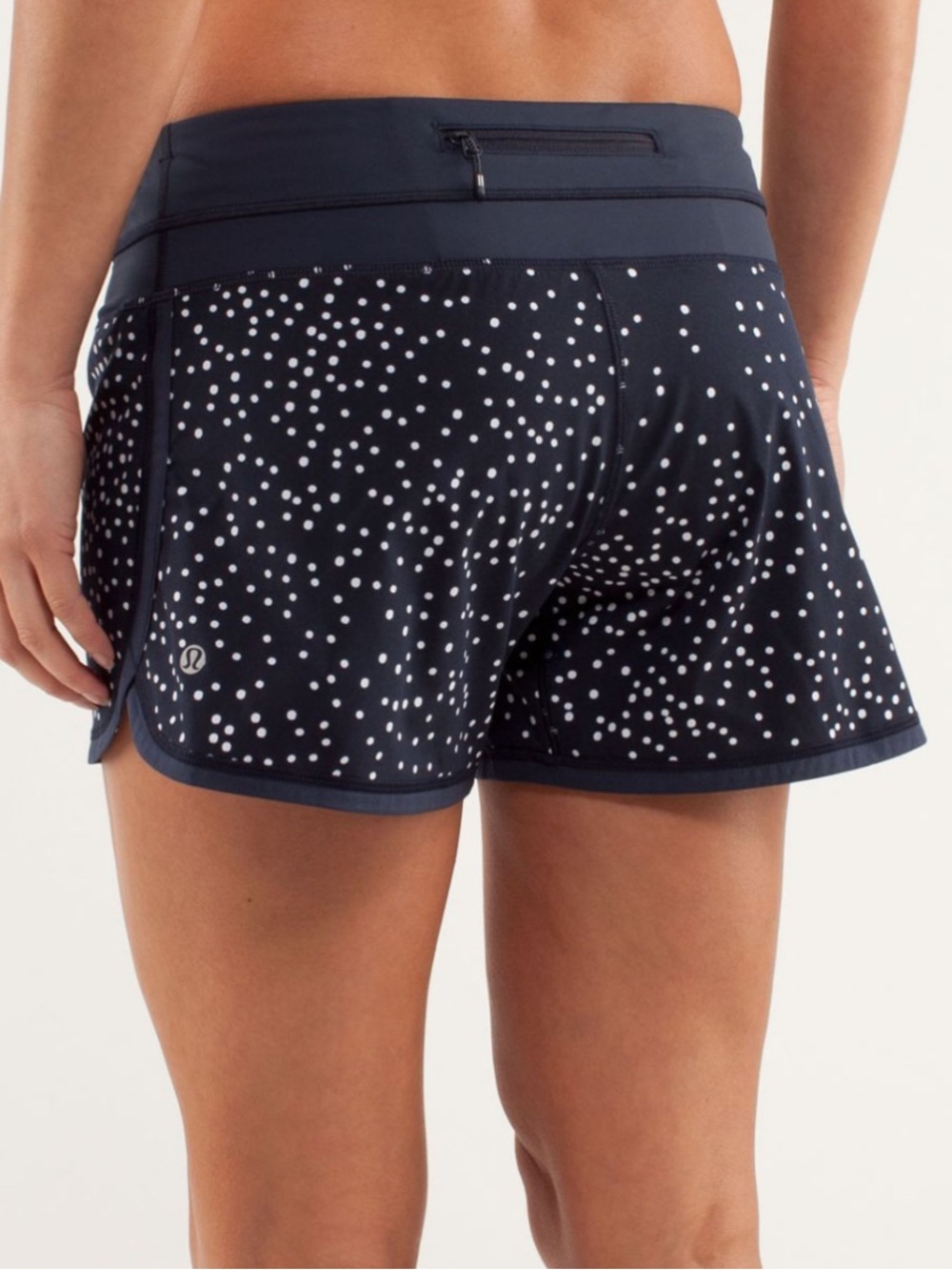 Lululemon Size 2 Navy Polka Dot 4in Inseam Groovy Running Shorts Workout Active - Picture 10 of 10